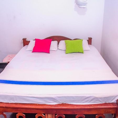A Pousada #Bedbox Dambulla Exterior foto