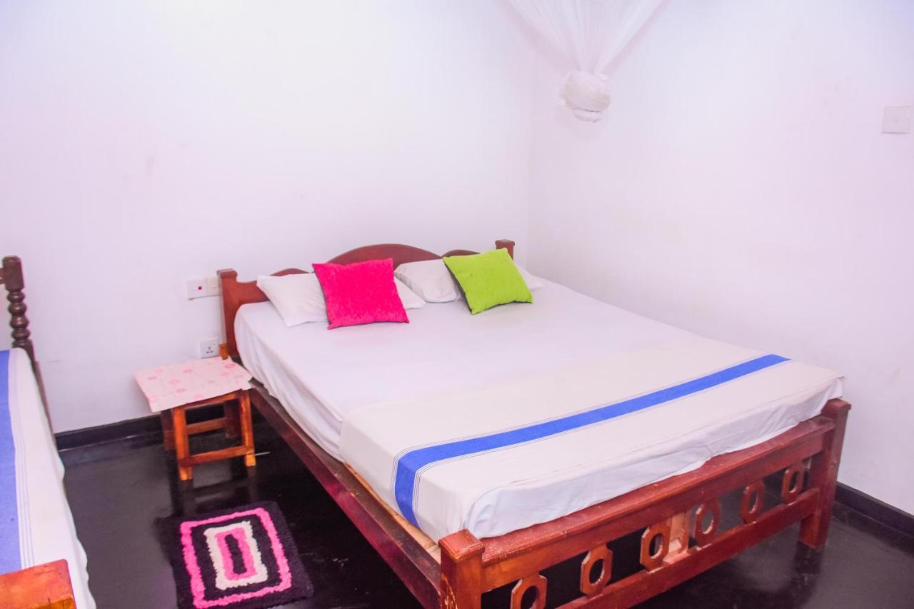 A Pousada #Bedbox Dambulla Exterior foto